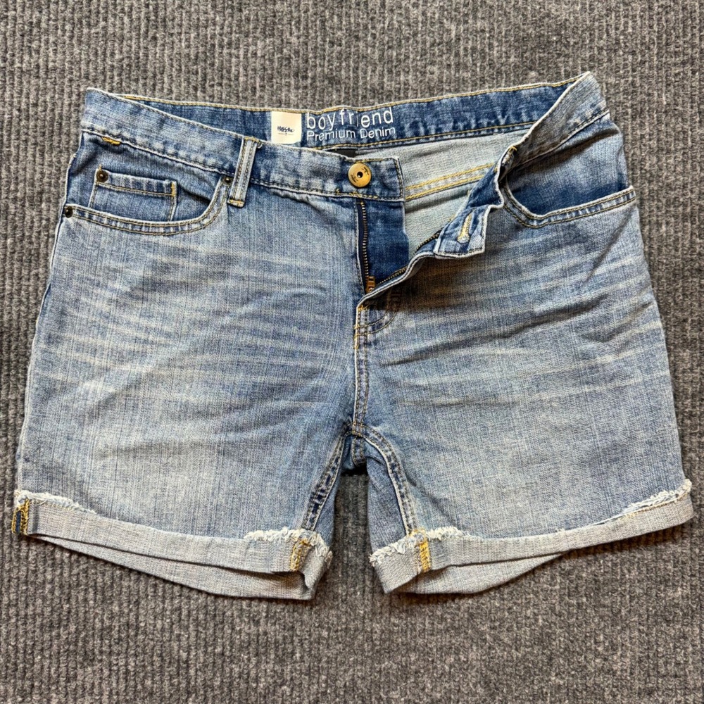 Boyfriend Premium Denim Womens 8 Blue Stretch Cuffed Frayed Hem Shorts